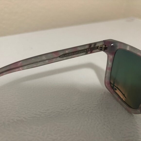 Blenders Sunglasses Romeo Pretty Gangsta - Picture 6 of 7